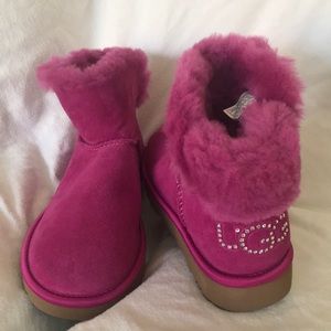 *SOLD* UGG CLASSIC BLING MINI SUEDE SHEEPSKIN BOOT